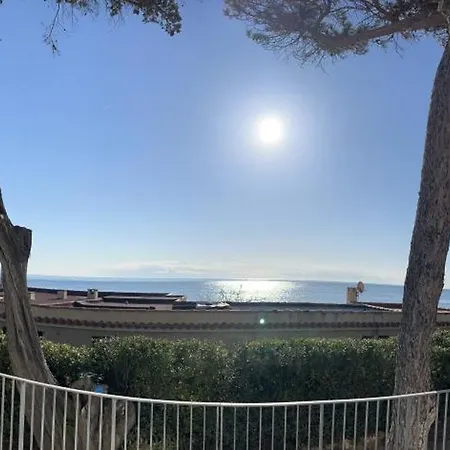 Holiday home Cristalia Maison De 10 Pers Sainte-Maxime