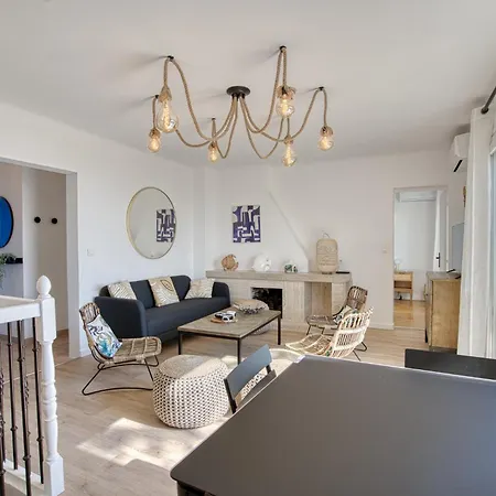 Cristalia Maison De 10 Pers Holiday home