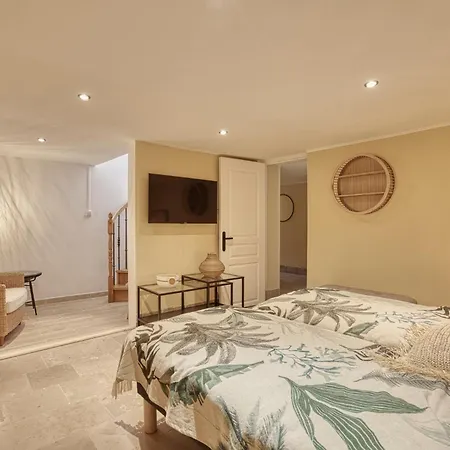 Cristalia Maison De 10 Pers 度假居 圣马克西姆